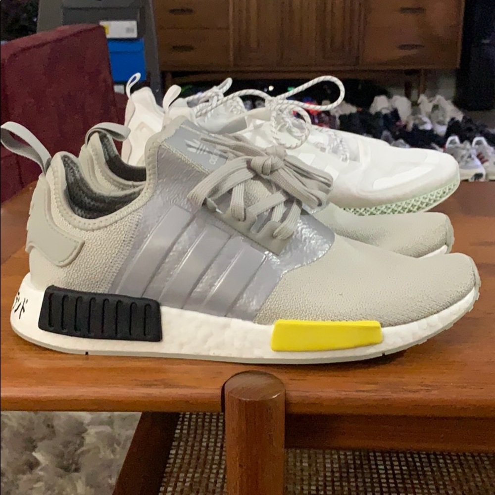 NMD R1 V2 Reflective